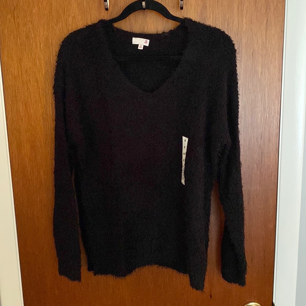 Fuzzy black vneck sweater